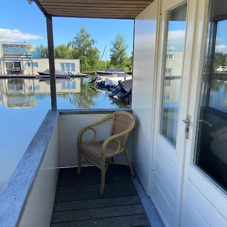Carpe Diem Houseboat Chalet Nederhorst den Berg